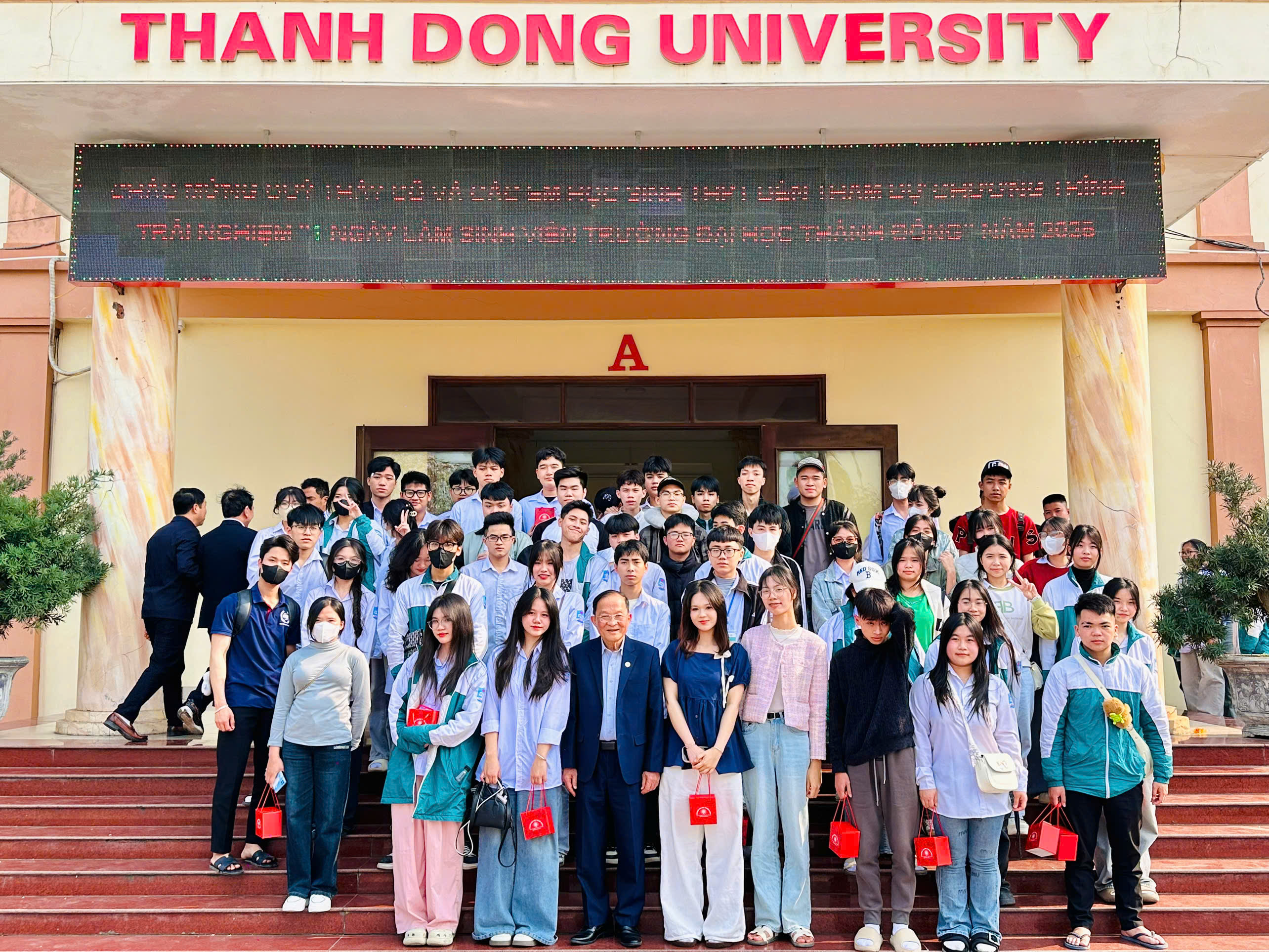 hinhanh