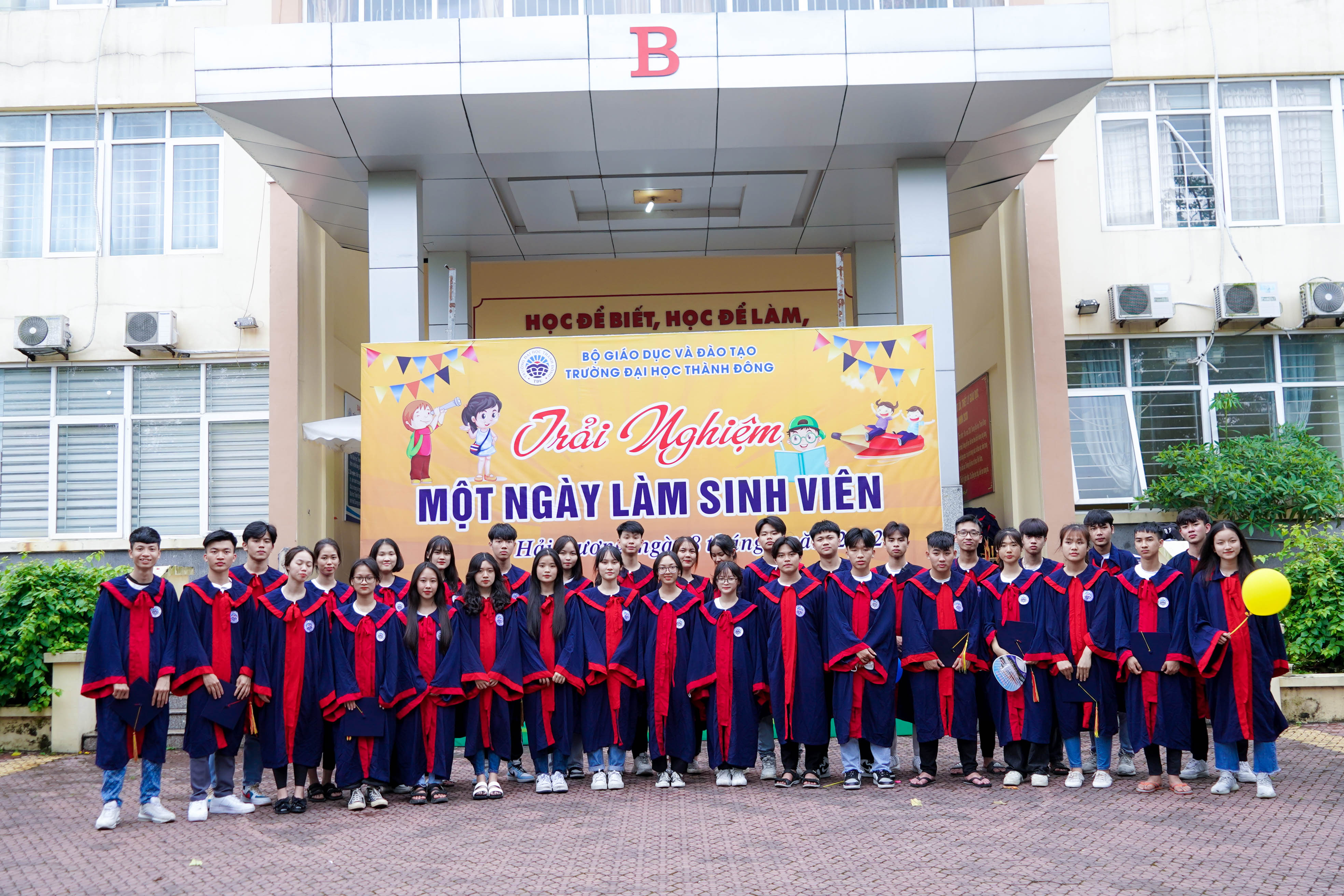 Một ngày làm sinh viên Đại học Thành Đông